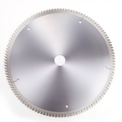 comprar Corte de madera contrachapada con hoja de sierra de carburo de tungsteno con punta T.C.T. online manufacture