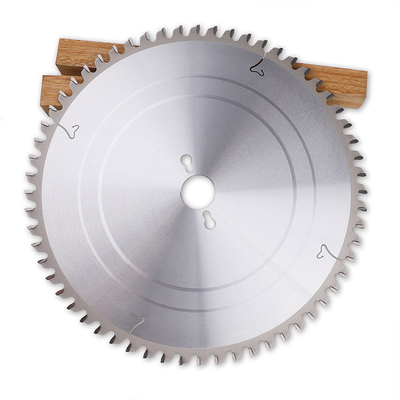 comprar Máquina de serrar de mesa para MDF online manufacture