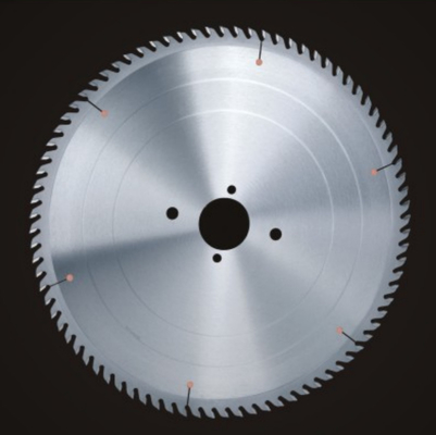 Las hojas de sierra circulares de hierro fundido TCT de 300 mm profesionales de corte fino 2000 rpm